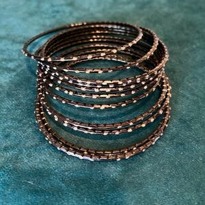 Set of bangles